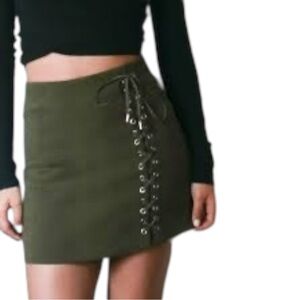 Women's dark army green suede mini skirt Size Small